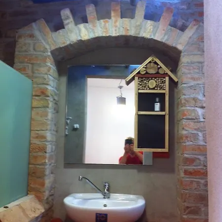 Ui Vilag Bed & Breakfast